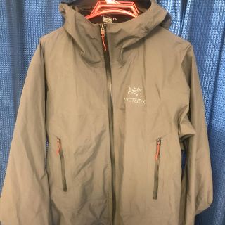 アークテリクス(ARC'TERYX)のARC'TERYX マウンテンパーカー sサイズ グレー (マウンテンパーカー)