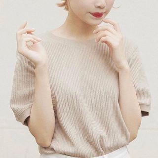 ユニクロ(UNIQLO)のユニクロ　ワッフルクルーネックT ベージュ　(Tシャツ(長袖/七分))