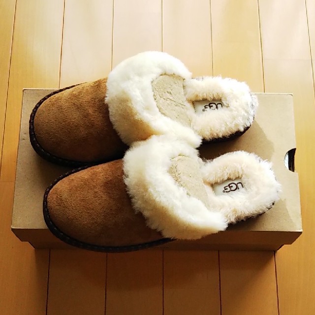 最終価格 未使用 ugg アイラ 24cm