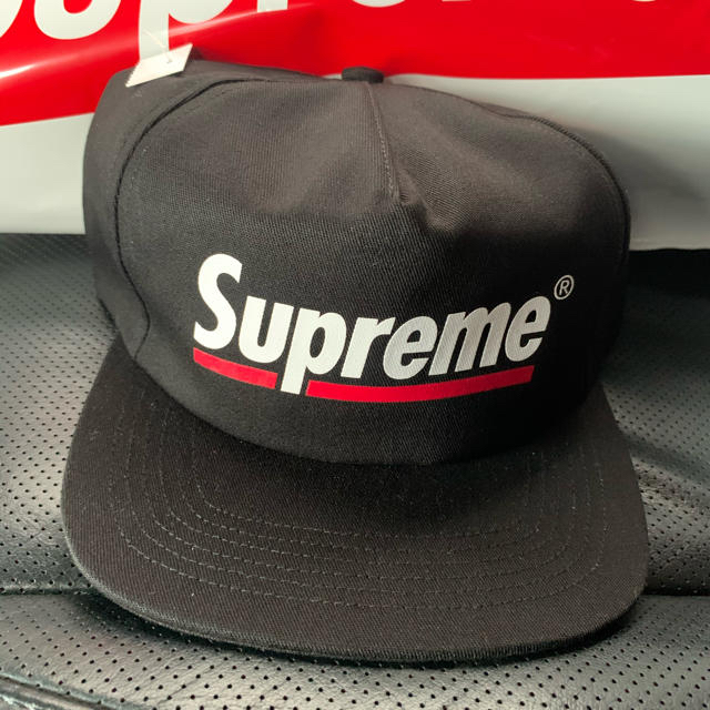 Supreme(シュプリーム)のsupreme CAP シュプリーム  キャップ　アンダーライン メンズの帽子(キャップ)の商品写真