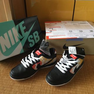 ナイキ(NIKE)のNIKE SB DUNK LOW RAYGUNS ダンク ロー レイガンズ(スニーカー)