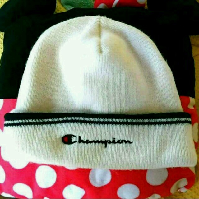 Champion(チャンピオン)のニット帽☆champion レディースの帽子(ニット帽/ビーニー)の商品写真