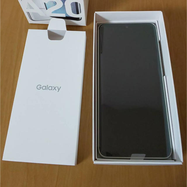 Galaxy(ギャラクシー)のGalaxy A20 SIMフリー新品未使用 スマホ/家電/カメラのスマートフォン/携帯電話(スマートフォン本体)の商品写真