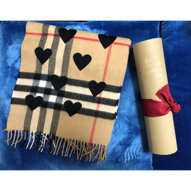 割引クーポン Burberry ハート マフラー lsansimon.com