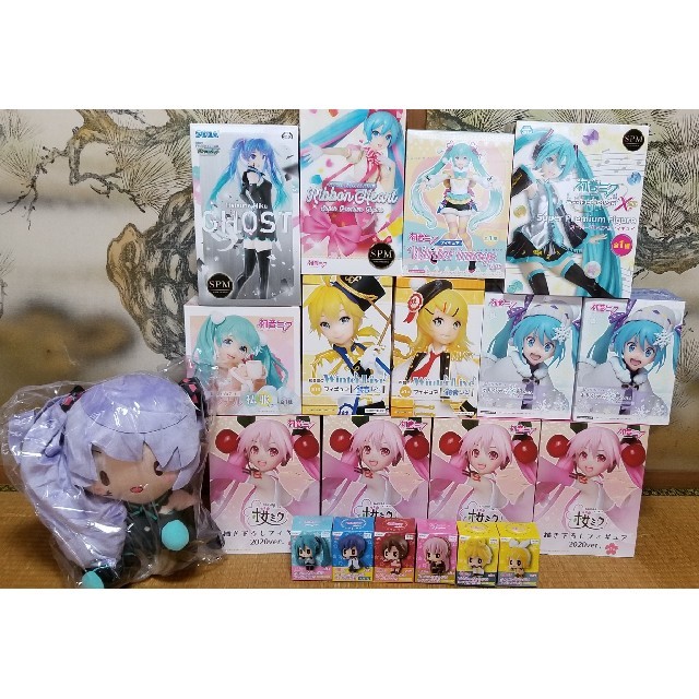 まとめ売り オリジナル　冬服Ver フィギュア　初音ミク　24個セット