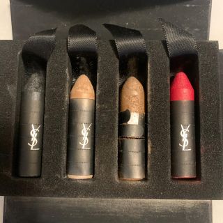 イヴサンローランボーテ(Yves Saint Laurent Beaute)の美品　イヴ・サンローラン クチュールチョーク(アイシャドウ)