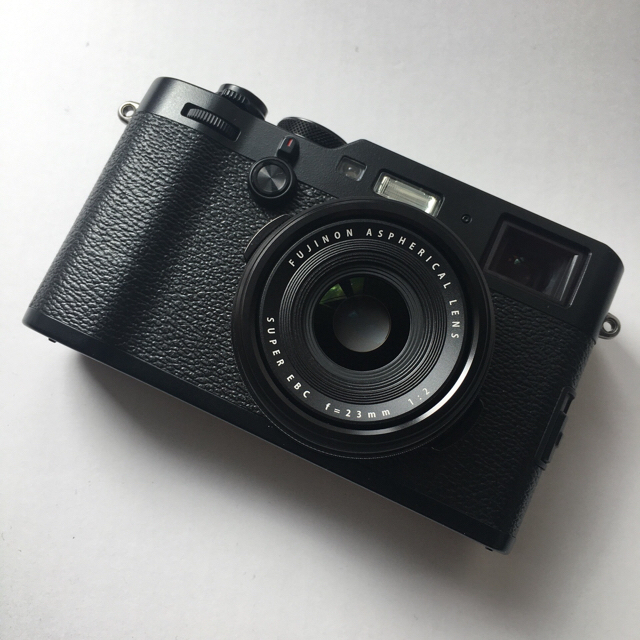 春夏新登場 富士フイルム x100f ブラック（値下げしました