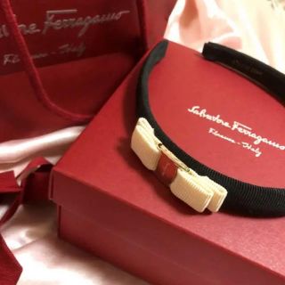 サルヴァトーレフェラガモ(Salvatore Ferragamo)のフェラガモ カチューシャ(カチューシャ)