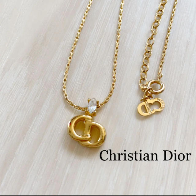 Christian Dior(クリスチャンディオール)のchristian dior クリスチャン　ディオール  ゴールド ネックレス レディースのアクセサリー(ネックレス)の商品写真