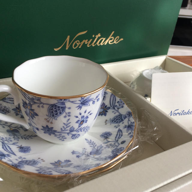 Noritake(ノリタケ)のNoritake ブルーソレンティーノ ペア コーヒーカップ&ソーサー インテリア/住まい/日用品のキッチン/食器(グラス/カップ)の商品写真