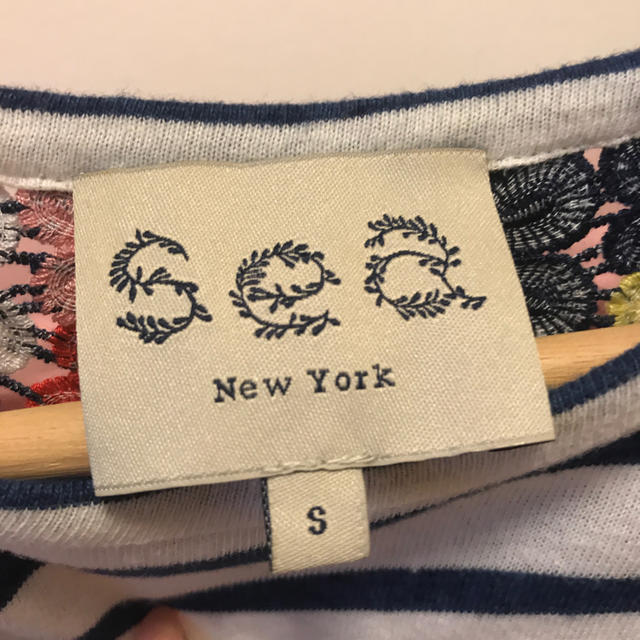 Sea New York(シーニューヨーク)のsea  刺繍　Tシャツ レディースのトップス(Tシャツ(半袖/袖なし))の商品写真