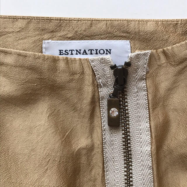 ESTNATION(エストネーション)のさらにお値下げ　美品　エストネーション　シルク100%スカート レディースのスカート(ミニスカート)の商品写真