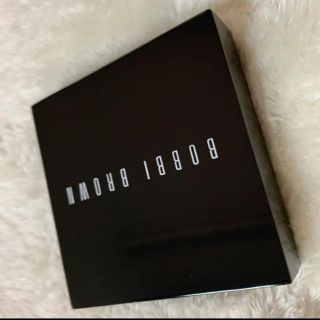 ボビイブラウン(BOBBI BROWN)のBOBBI BROWN ハイライティングパウダー13アフタフーヌングロウ(フェイスパウダー)