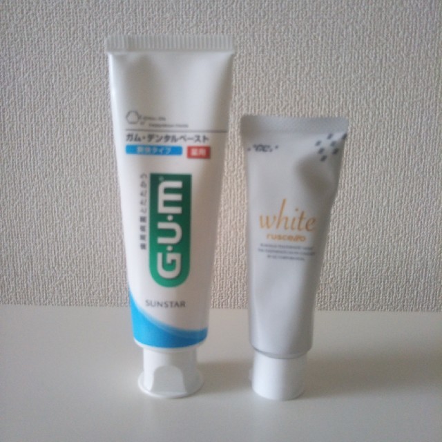 ルシェロ  GCの歯みがきペースト ホワイト コスメ/美容のオーラルケア(歯磨き粉)の商品写真