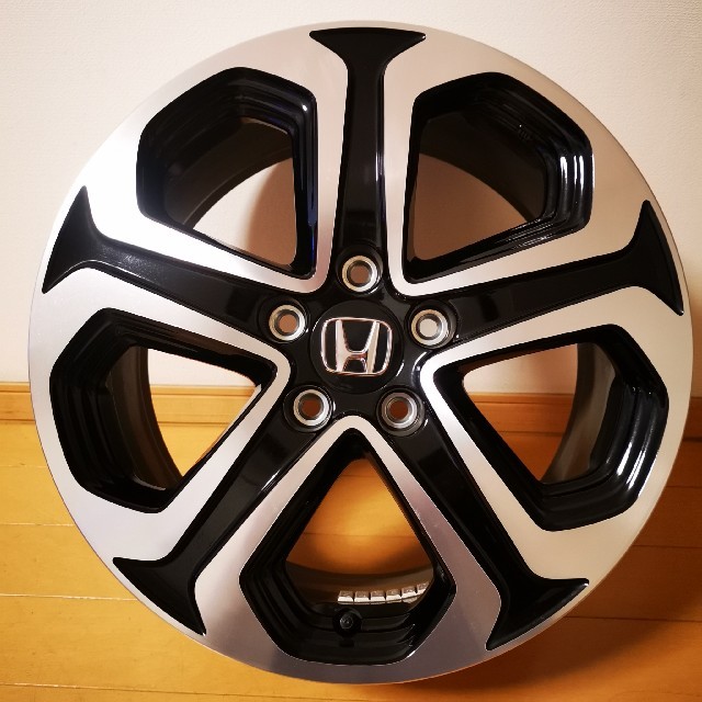 ホンダ ヴェゼルハイブリッドZ純正ホイール4本セット 【全商品