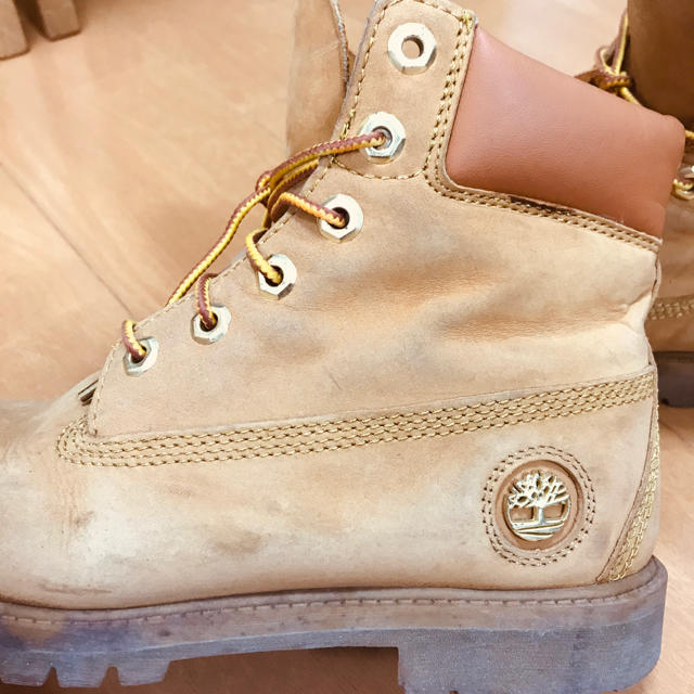 Timberland(ティンバーランド)の値下げ💡ティンバーランド　レディース　ゴールド糸 レディースの靴/シューズ(スニーカー)の商品写真