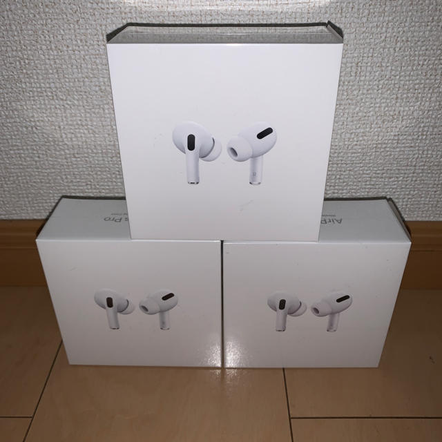 スマホ/家電/カメラAirPods Pro MMP22J/A 正規品 Apple アップル 3台