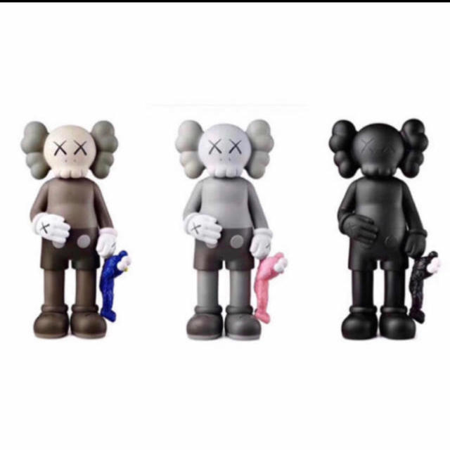 kaws share フィギュア　三体セット