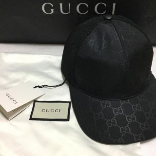 グッチ(Gucci)のGUCCI 帽子　キャップ　グッチ　新品　未使用　格安(キャップ)