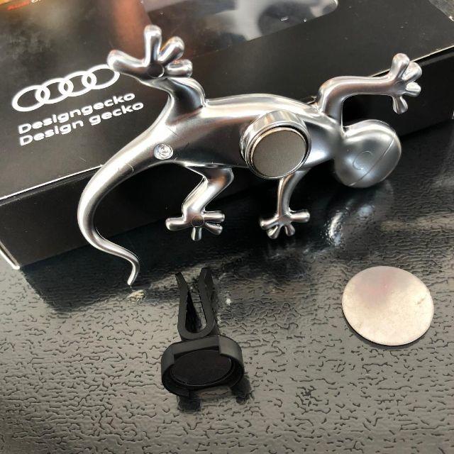 Audi 純正アクセサリー アルミ調 ゲッコー 自動車/バイクの自動車(車内アクセサリ)の商品写真