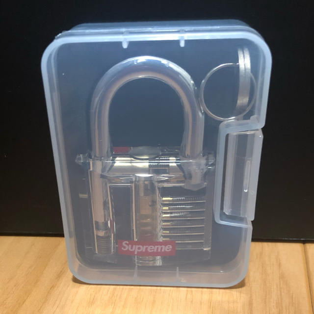 supreme Transparent Lock