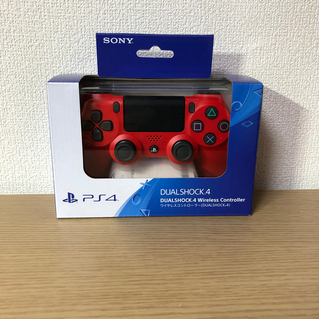 SONY(ソニー)の【新品】PS4 DUALSHOCK4 ワイヤレスコントローラー エンタメ/ホビーのゲームソフト/ゲーム機本体(その他)の商品写真