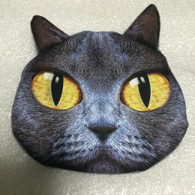 新品★ポーチ♡猫顔 グレー レディースのファッション小物(ポーチ)の商品写真
