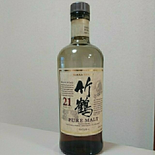 ニッカウヰスキー - 竹鶴21年 (半分程)の通販 by 小太郎's shop｜ニッカウイスキーならラクマ