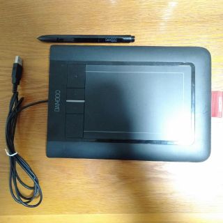 Wacom ペンタブレット  CTH-460(PC周辺機器)