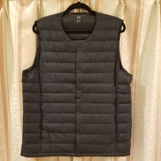 ユニクロ(UNIQLO)のユニクロ　ULTRA LIGHT DOWN サイズXL(ダウンベスト)