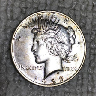 アメリカ 1923年 ピースダラー 1ドル銀貨 硬貨1枚(貨幣)
