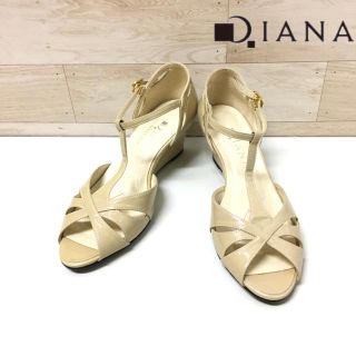 ダイアナ(DIANA)の【DIANA】パンプス(23.5) well fit エナメル　サンダル(ハイヒール/パンプス)