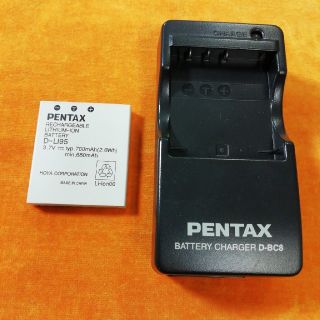 ペンタックス(PENTAX)のペンタックス　充電器(バッテリー/充電器)