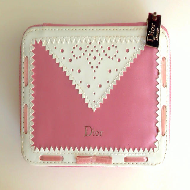 Dior(ディオール)の値下げ Diorメイクパレット コスメ/美容のベースメイク/化粧品(その他)の商品写真