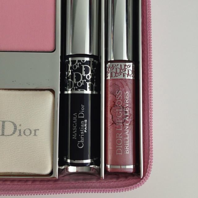 Dior(ディオール)の値下げ Diorメイクパレット コスメ/美容のベースメイク/化粧品(その他)の商品写真