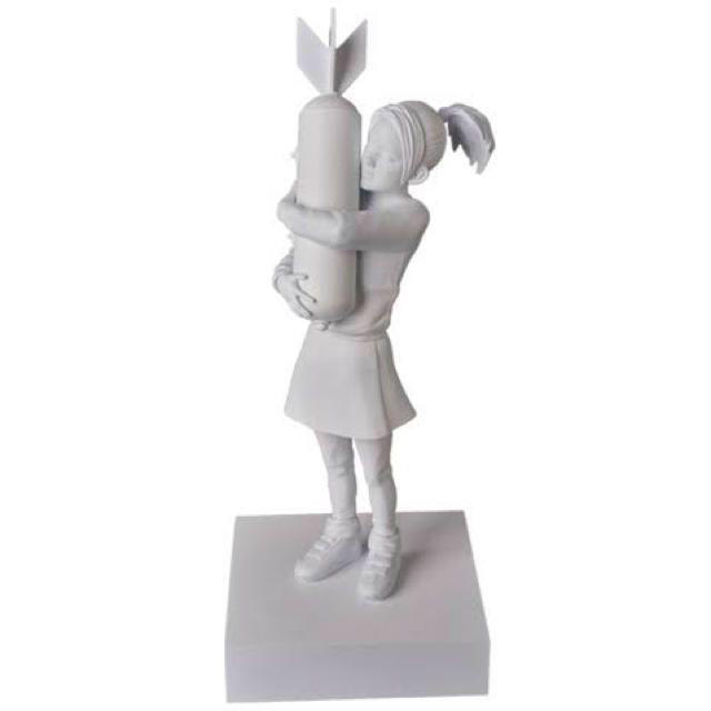BANKSY BOMB HUGGER BANKSY BOMB HUGGER