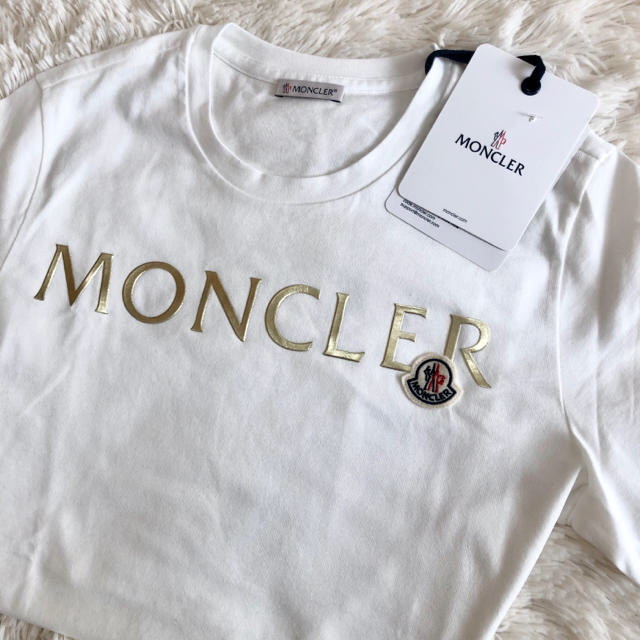 新品　MONCLER モンクレール シルバーロゴ Tシャツ 今季新作 ホワイト
