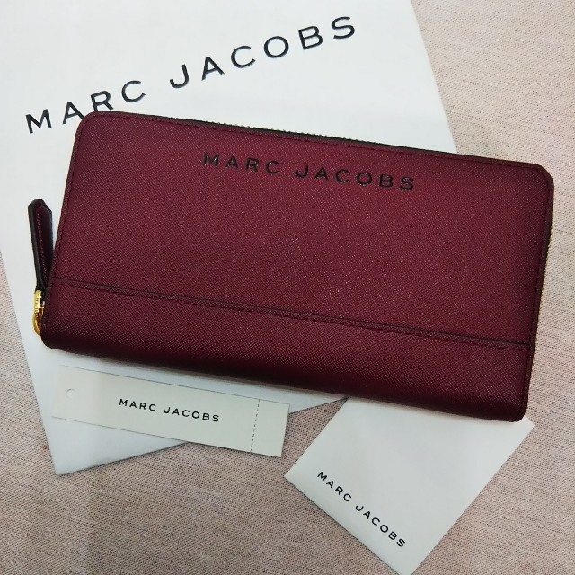 マークジェイコブス MARC JACOBS 長財布 ラウンドジップ レッド