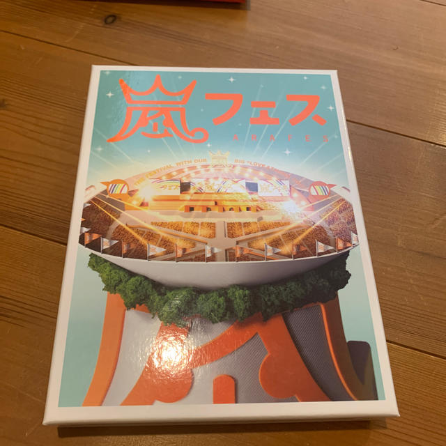 嵐(アラシ)のARASHI　嵐フェス　NATIONAL　STADIUM　2012 DVD エンタメ/ホビーのDVD/ブルーレイ(ミュージック)の商品写真