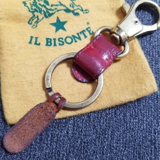 IL BISONTE(イルビゾンテ)の【IL BISONTE】クロコ型押しキーリング レディースのファッション小物(キーホルダー)の商品写真