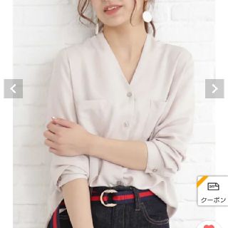 エヌナチュラルビューティーベーシック(N.Natural beauty basic)のガルーダツイルVネックブラウス

(シャツ/ブラウス(長袖/七分))