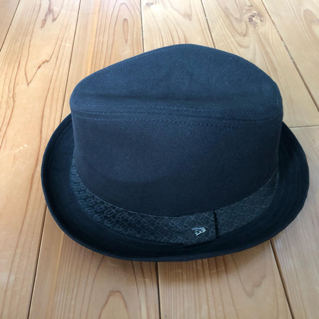 NEW ERA(ニューエラー)の中折れハット 黒 帽子　EK by ニューエラ　LARGE メンズの帽子(ハット)の商品写真