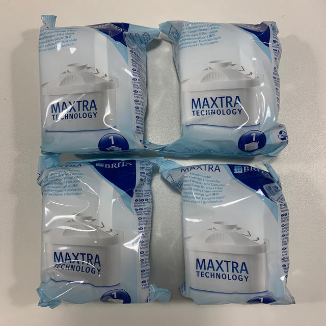 Britax(ブリタックス)の【BRITA】MAXTRA 4個セット インテリア/住まい/日用品のキッチン/食器(浄水機)の商品写真
