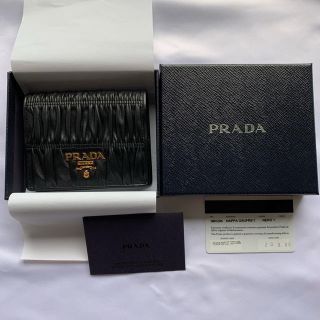 プラダ(PRADA)のPRADA プラダ　二つ折り財布　新品(財布)