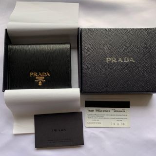 プラダ(PRADA)のPRADA プラダ　二つ折財布　新品　(財布)