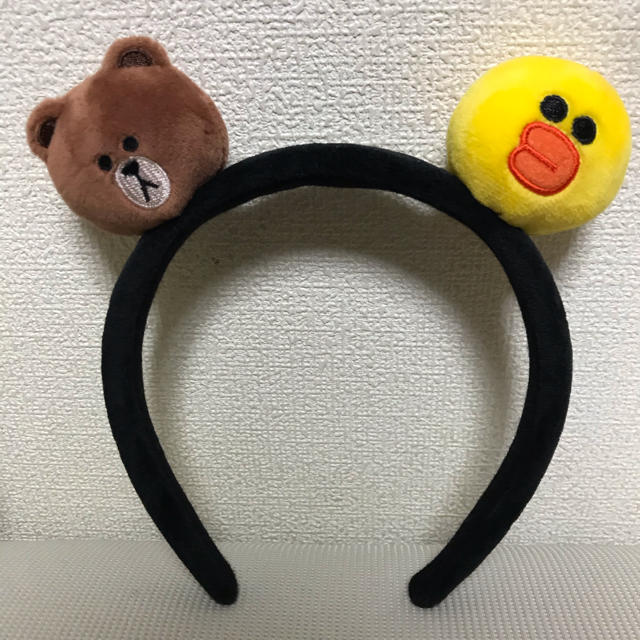 STYLENANDA(スタイルナンダ)のLINE FRIENDS グッズ　カチューシャ エンタメ/ホビーのおもちゃ/ぬいぐるみ(キャラクターグッズ)の商品写真