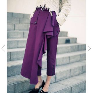 アメリヴィンテージ(Ameri VINTAGE)のAMERI  FLARE CHINO PANTS(チノパン)