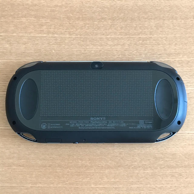 PlayStation®Vita クリスタル・ブラック 3G/Wi-Fiモデル