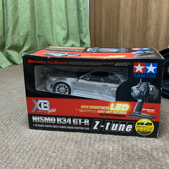 Z/タミヤ1／10 ニスモ R34GT-R Z チュンラジコンタイヤパーツセット エンタメ/ホビーのおもちゃ/ぬいぐるみ(ホビーラジコン)の商品写真