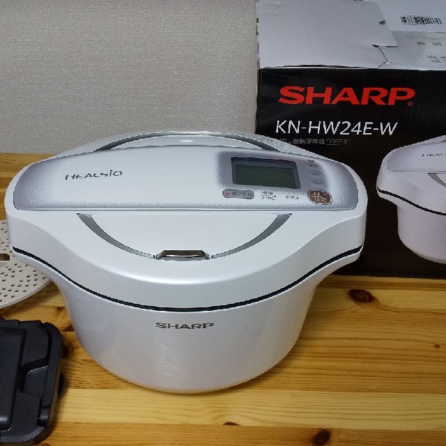 SHARP(シャープ)のホットクック ホワイト KN-HW24E-W スマホ/家電/カメラの調理家電(調理機器)の商品写真